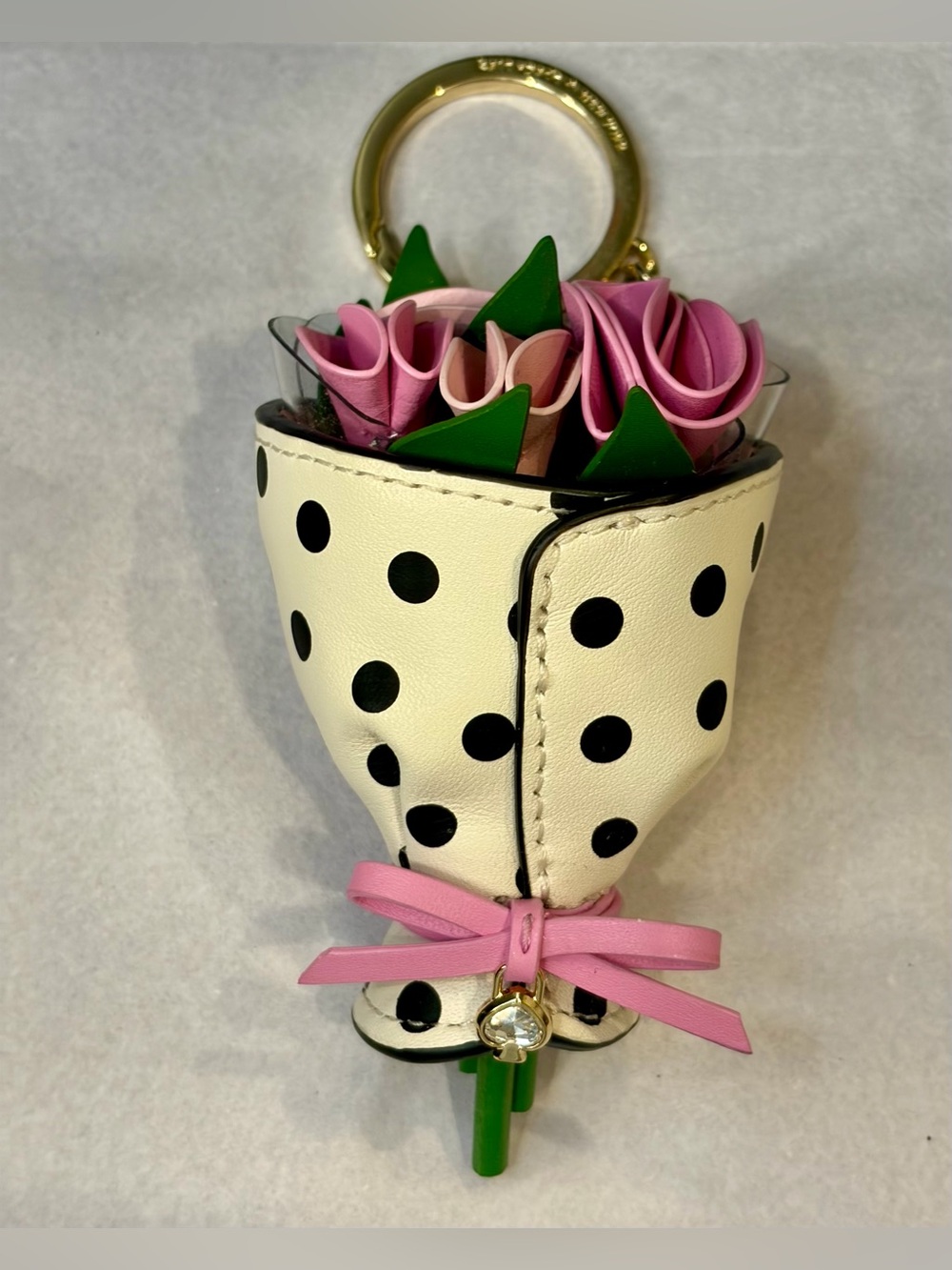 NWOT KATE SPADE Black Leather Canvas
Tote & flower bouquet bag charm/key fob๐ค๐ - Picture 10 of 16